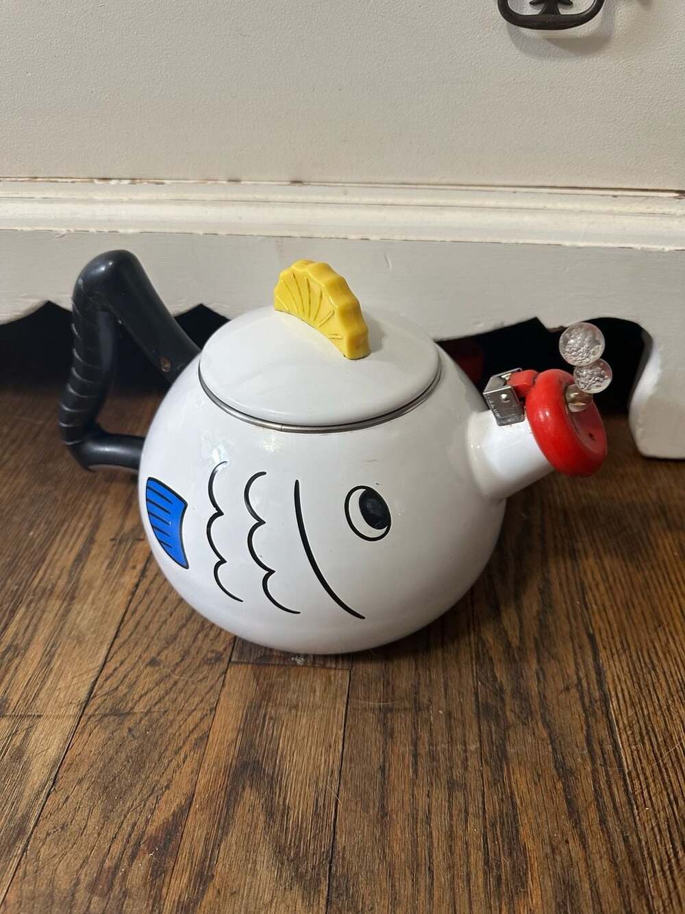 Vintage Kamenstein Whistling Fish Tea Kettle Enamel on Steel Retro Kitchen